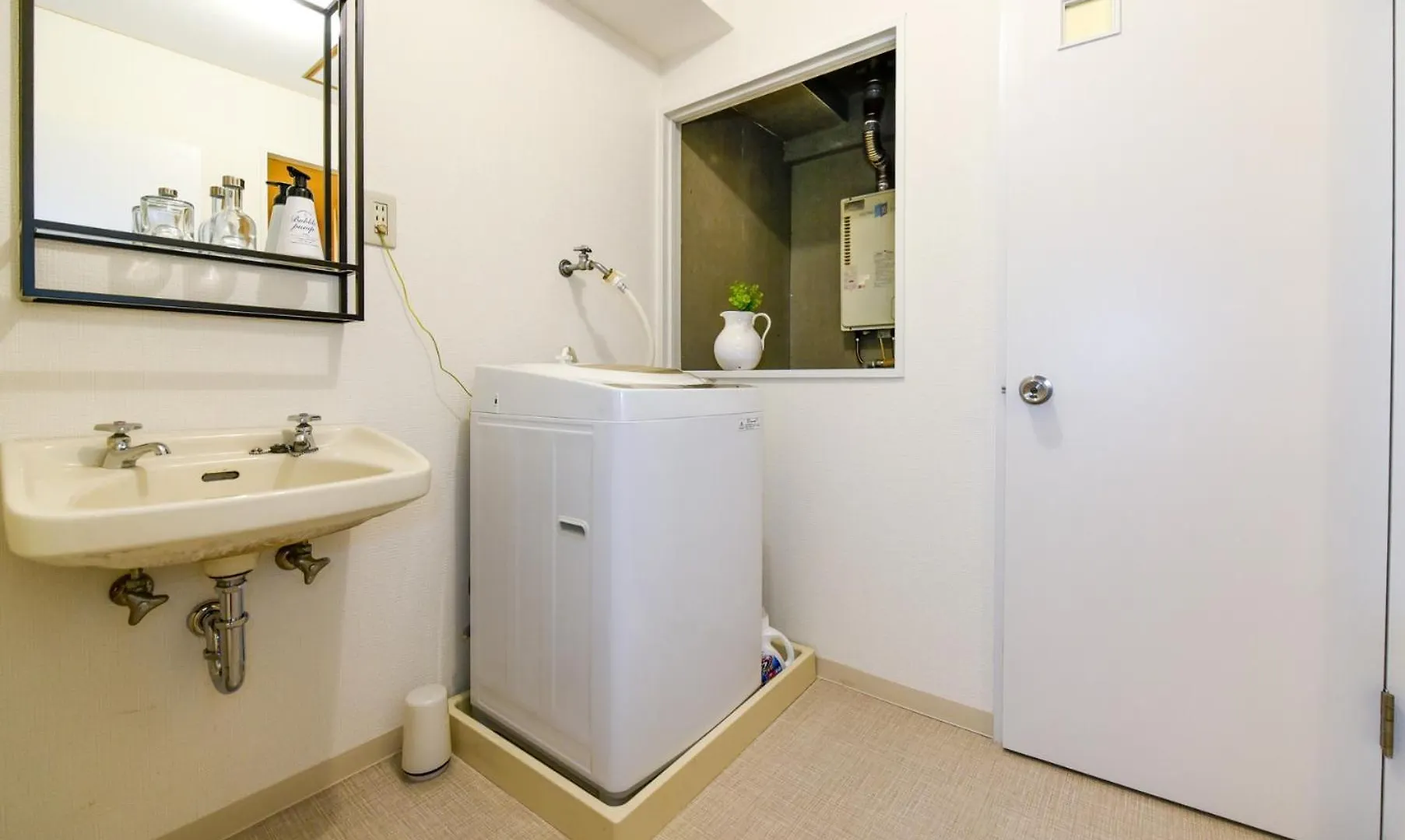 札幌市中心部大通公園まで徒歩十分観光移動に便利なロケーションh207 Apartament Sapporo